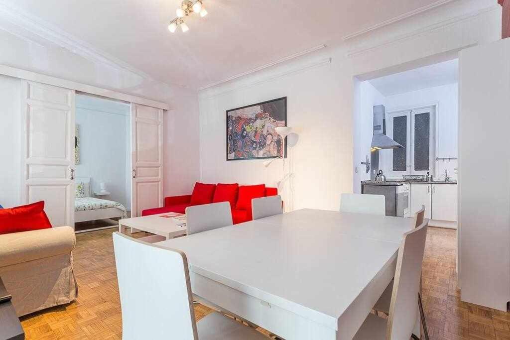 Apartamento Piso confortable y céntrico Madrid Exterior foto