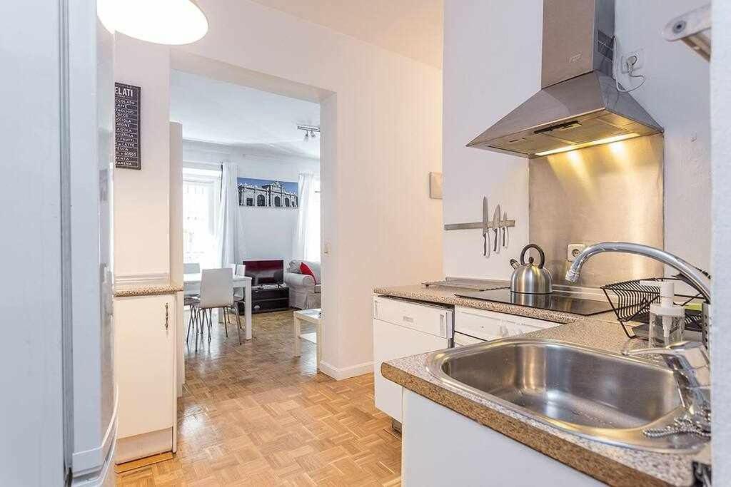 Apartamento Piso confortable y céntrico Madrid Exterior foto